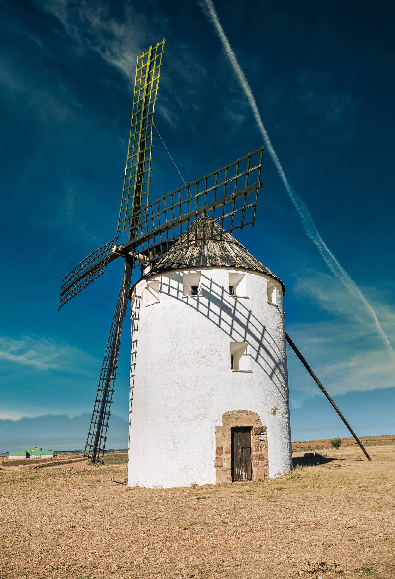 El molino de viento de Ojos Negros, un vivo ejemplo del patrimonio  industrial de la Comarca del Jiloca
